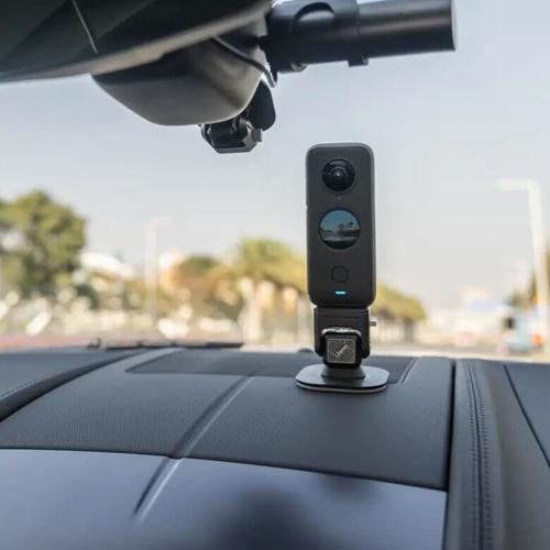 תושבת דשבורד למצלמת אקסטרים Insta360