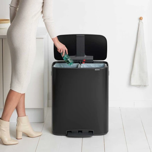 פח אשפה פדל הפרדה / מיחזור למטבח ברבנטיה BO brabantia טאץ הפח עם הרגליים 60 ליטר צבע שחור מט מקט Y-211508 - עולם הפרזול 09