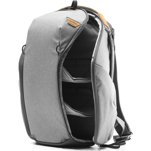 תיק צילום  Peak Design Everyday Backpack Zip 15L - אפור בהיר