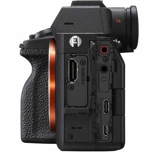 Sony a7 iv תצוגת צד - חיבורים כניסות ויציאות