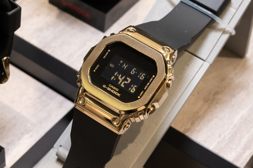 CASIO GM-5600G-9D מתכתי חדש