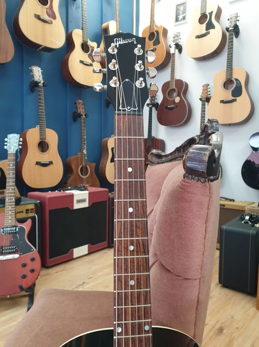 Gibson J-45 Standard Vintage Sunburst 2022