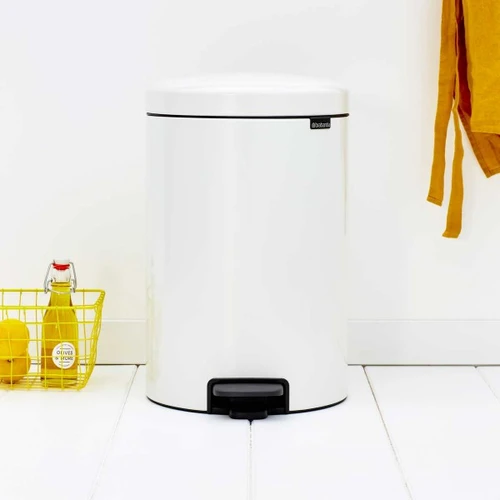 פח אשפה פדל / דוושה NEWICON למטבח ברבנטיה 20 ליטר brabantia צבעלבן מט מקט Y-111846- עולם הפרזול 03