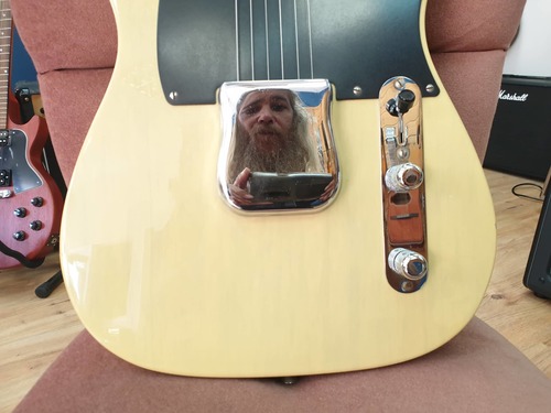 Fender 
