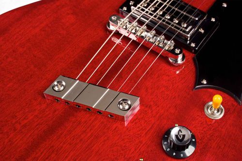 זוית נוספת GUILD S-100 POLARA CHERRY RED
