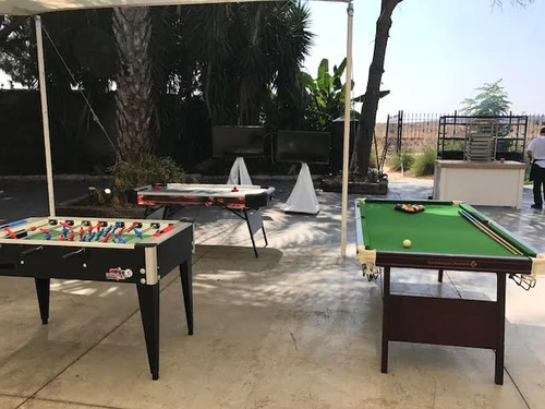 השכרת שולחן הוקי אויר 6 פיט פלטה אלומיניום