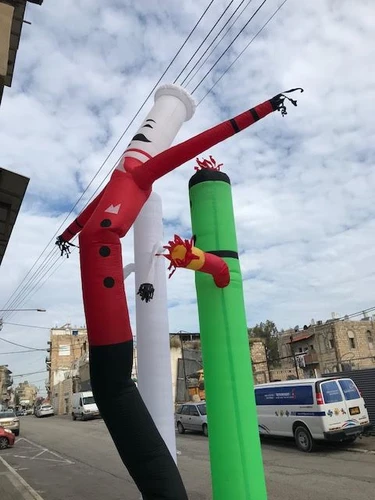 השכרת 2 בובות דנסר במבצע 