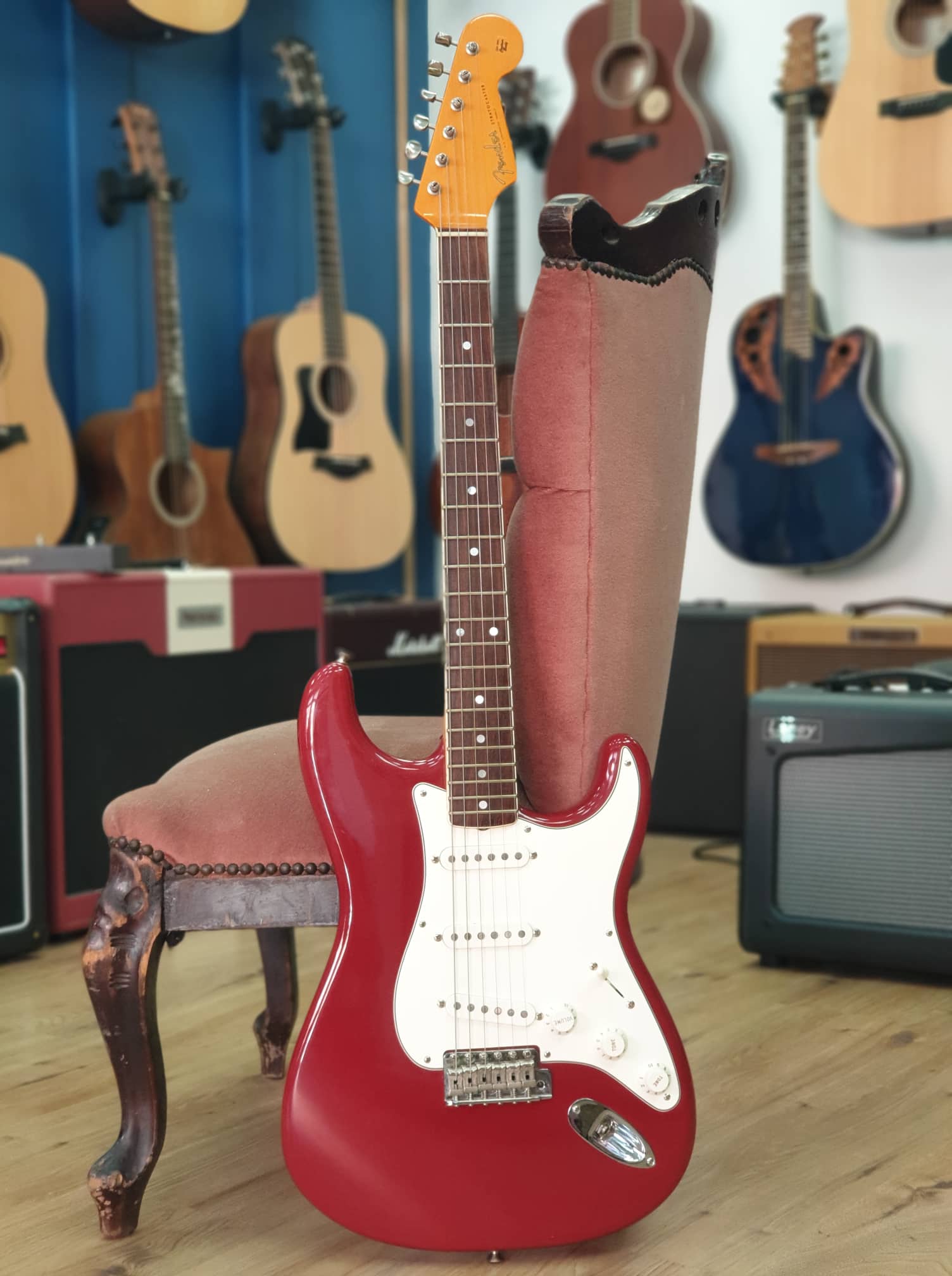 גיטרה חשמלית Fender Eric Johnson Stratocaster 