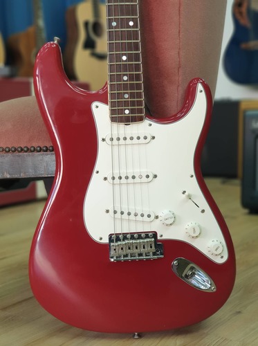 גיטרה חשמלית Fender Eric Johnson Stratocaster 