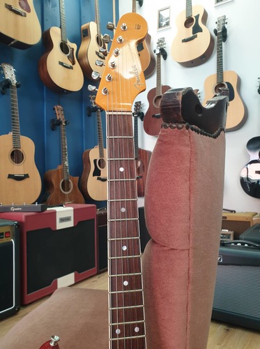 גיטרה חשמלית Fender Eric Johnson Stratocaster 