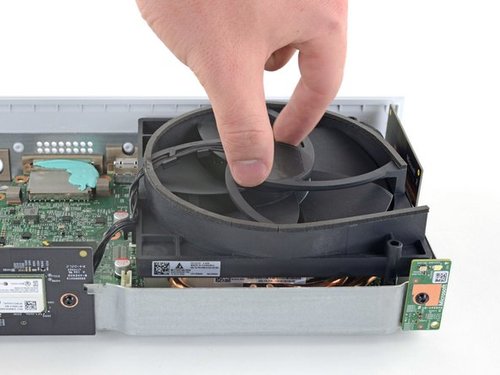 תיקון מערכת קירור XBOX SERIES  .