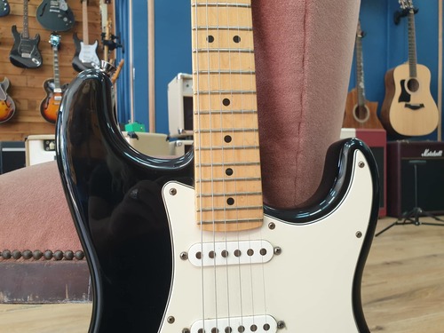 גיטרה חשמלית Fender American Standard Stratocaster 2010