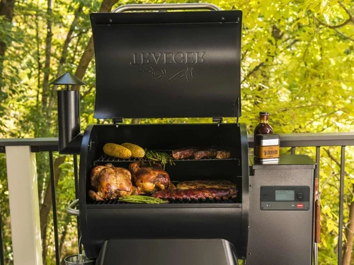 מעשנת בשר וגריל בשר - Traeger טרייגר - דגם PRO פרו 575