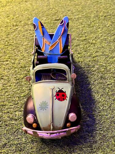 חיפושית ירוקה רטרו