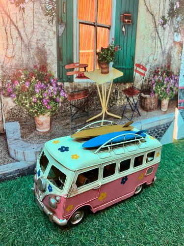 ואן טיולים רטרו גלשנים ירוק