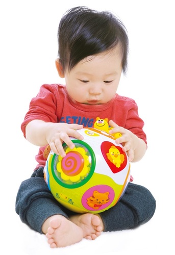 כדור פעילות 'תפוס אותי' אינטראקטיבי לעידוד זחילה עם אורות וצלילים