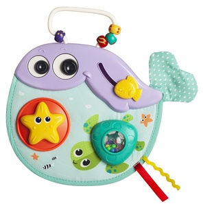 משחק ולוח עם 6 פעילויות - לוויתן