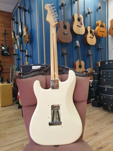 גיטרה חשמלית Fender American Standard Stratocaster 2006