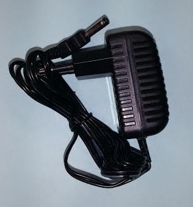 שנאי ספק כוח ממותג טרנספורמטור 5V 2A ּראש שחור קטן