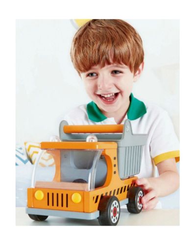משאית עפר מעץ  HAPE