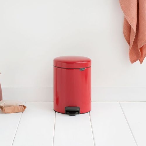 פח אשפה פדל 5 ליטר אדום Brabantia