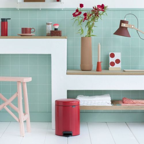 פח אשפה פדל 5 ליטר אדום Brabantia