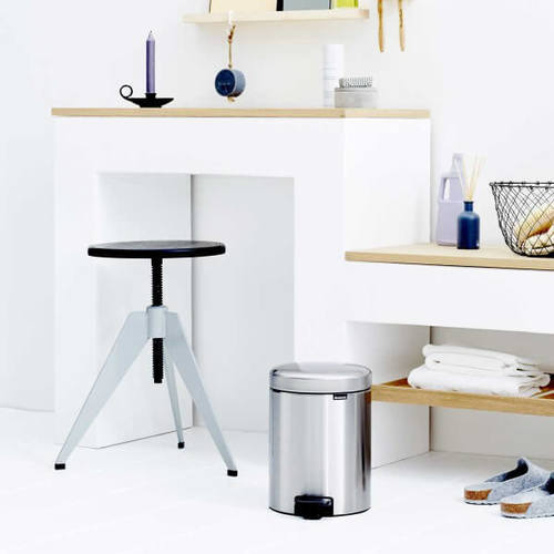 פח אשפה עגול 5 ליטר, מט Brabantia