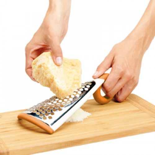 מגרדת לפרמזן chef'n