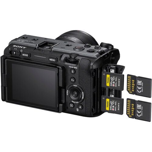 גוף מצלמה עם מתאם סאונד Sony FX30 with XLR Handle