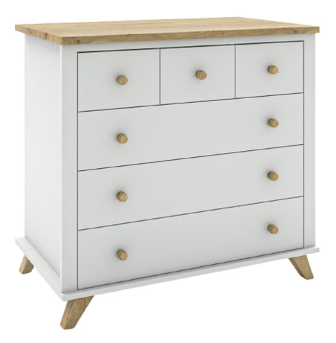 חדר תינוק סיגלית בסגנון כפרי עם שידה ומיטה בשילוב צבע עץ טבעי