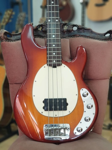 Music Man StingRay 2002