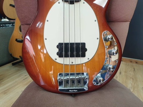 Music Man StingRay 2002