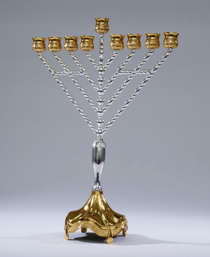 חנוכיה גדולה