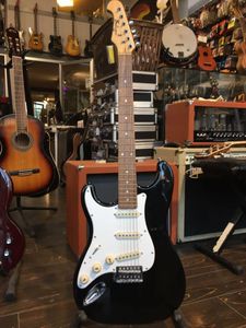 גיטרה שמאלית Budagov Strat Master-LH