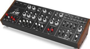 סינטיסייזר אנלוגי Behringer CAT Bass Line