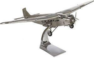  מטוס פורד טרימוטור Ford Trimotor