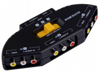 מתאם AV 3RCA ל-3 מערכות 3RCA שונות - מעבר בין המערכות באמצעות מפסק - באריזה מהודרת