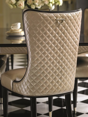 כיסא זהב מסגרת שחורה THE ARISTOCRAT DINING CHAIR