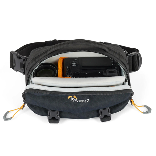תיק מותן שחור Lowepro Trekker Lite HP 100