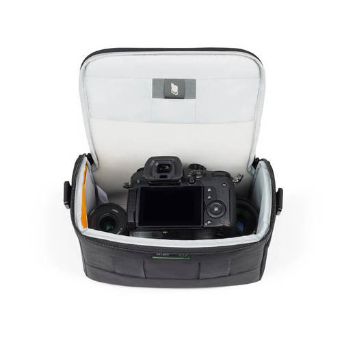 תיק כתף Lowepro Adventura SH 160 III