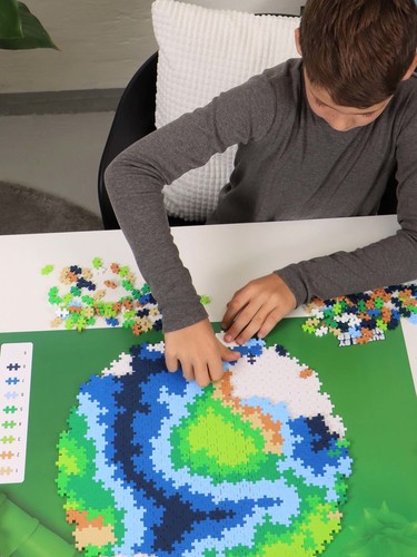 משחק הרכבה 800 חלקים ממוספרים ודפי הרכבה - כדור הארץ