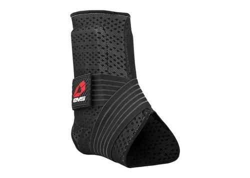 מייצב קרסול שחור - EVS AB07 ANKLE STABILIZER