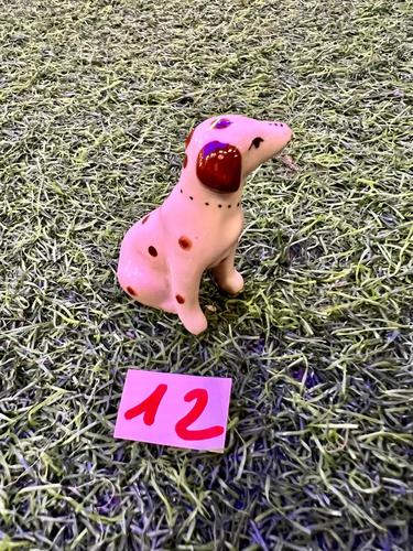 כלבים פורצלן