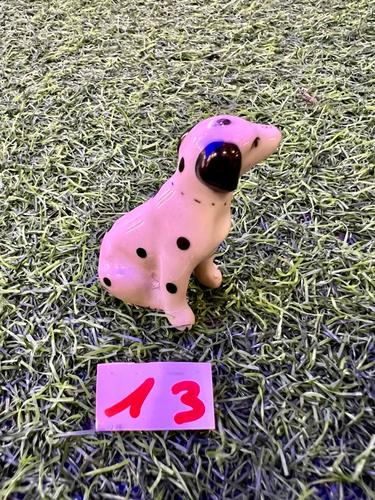 כלבים פורצלן