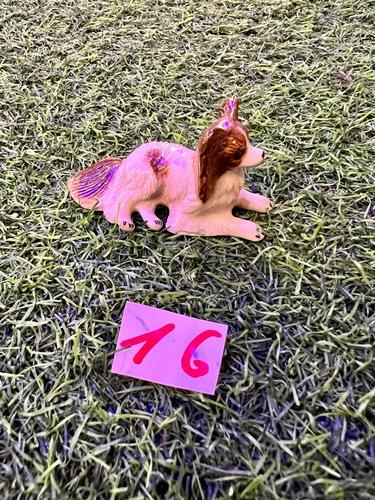 כלבים פורצלן