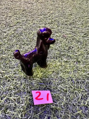 כלבים פורצלן