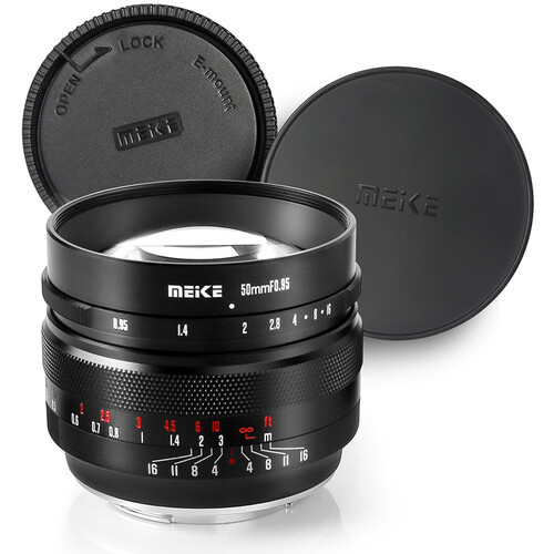 עדשת Meike 50mm f/0.95