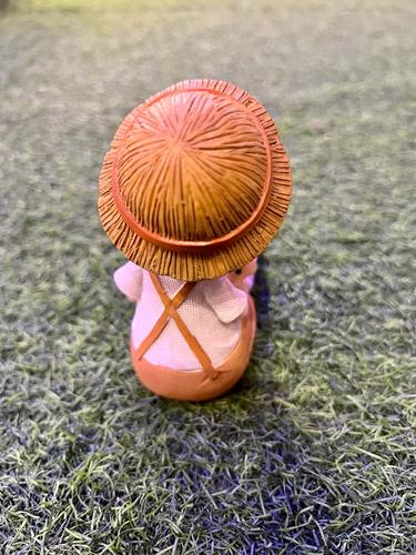 זוג בובות מדף 