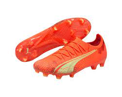 נעלי כדורגל מקצועיות PUMA ULTRA ULTIMATE FG/AG