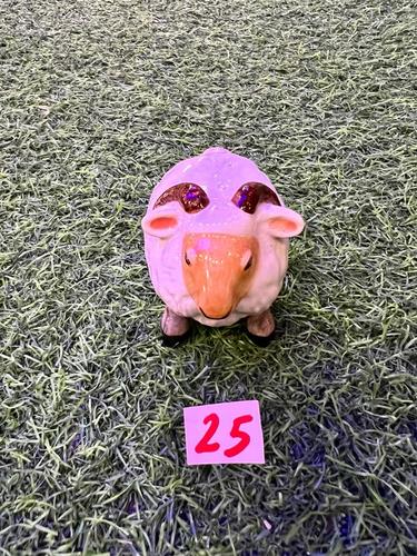 חיות פורצלן